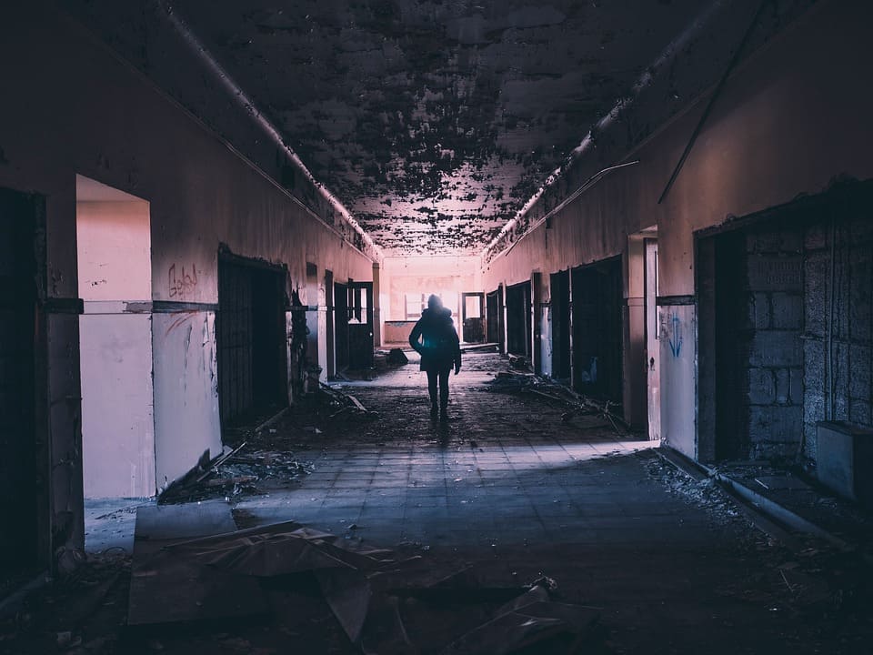 10 Telltale Signs and Symptoms of Opiate Addiction